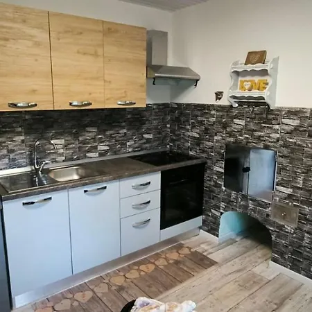 Pocitniska Hisa Alica 펜션 *