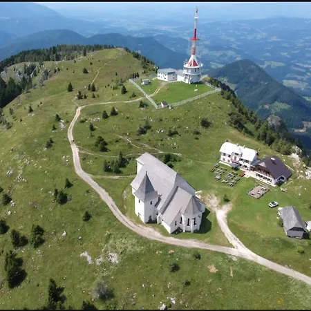 Pocitniska Hisa Alica Hébergement de vacances