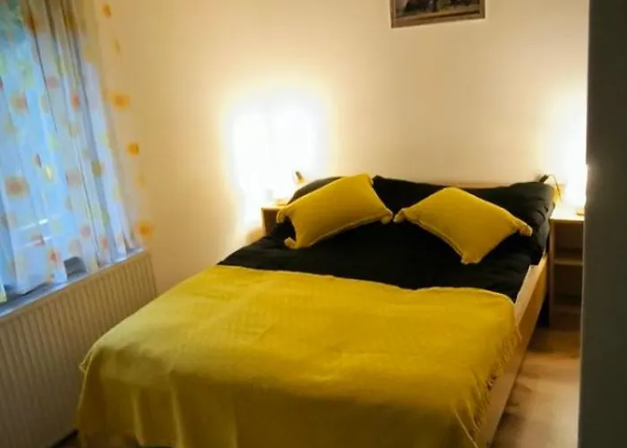 Pocitniska Hisa Alica Vikendica *